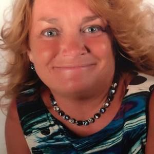 Meet your Posher, Becky